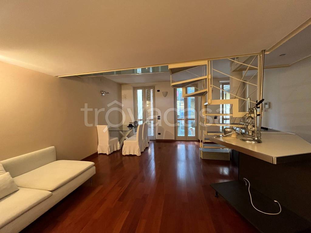 appartamento in vendita ad Alba