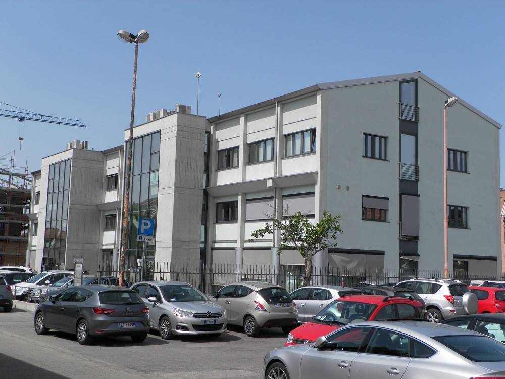 intera palazzina in vendita ad Alba