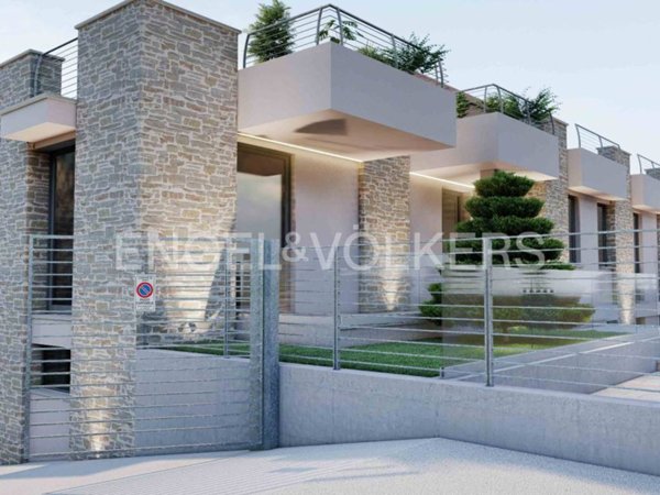 casa indipendente in vendita ad Alba