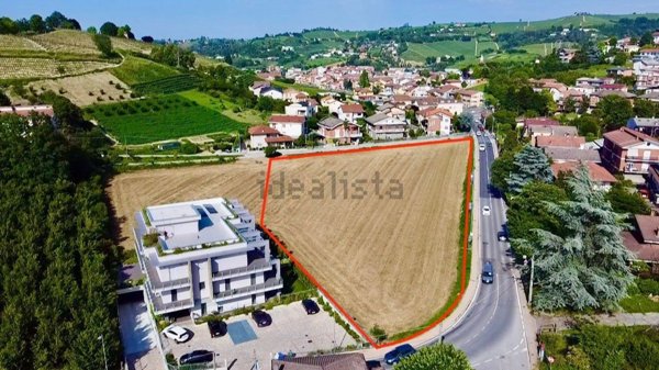 terreno agricolo in vendita ad Alba