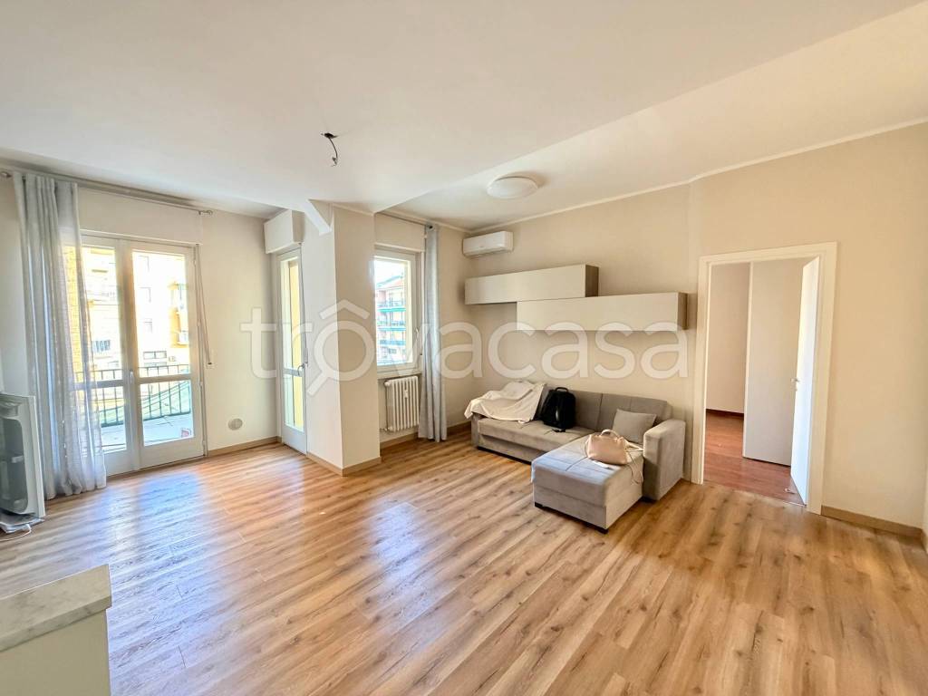 appartamento in vendita ad Alba