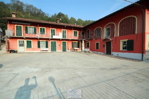 casa indipendente in vendita ad Alba