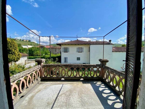 casa indipendente in vendita ad Alba