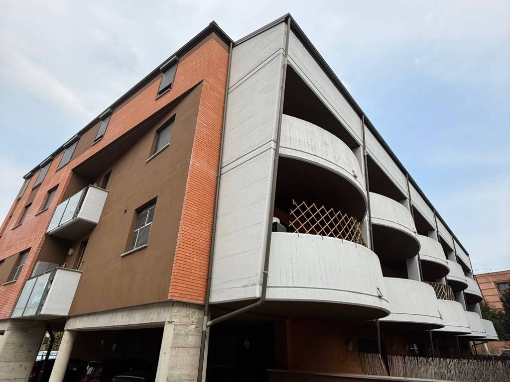 appartamento in vendita ad Alba in zona Mussotto