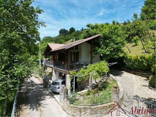 casa indipendente in vendita ad Alba
