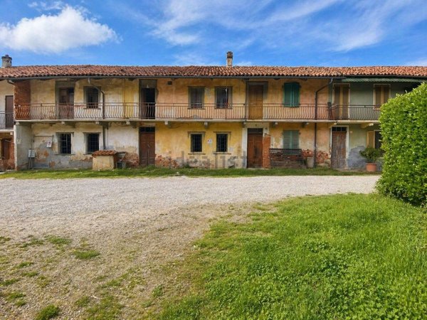 casa indipendente in vendita ad Alba