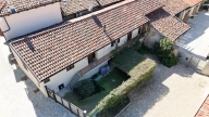 casa indipendente in vendita ad Alba