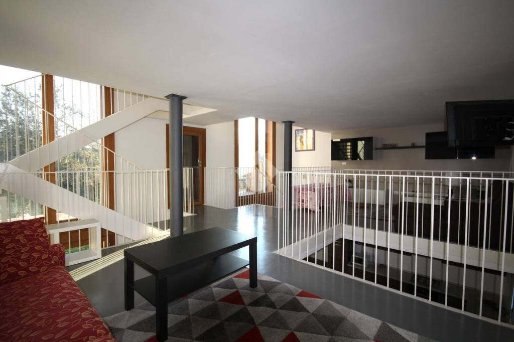 casa indipendente in vendita ad Alba