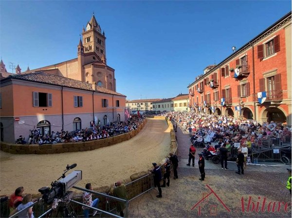 ufficio in vendita ad Alba