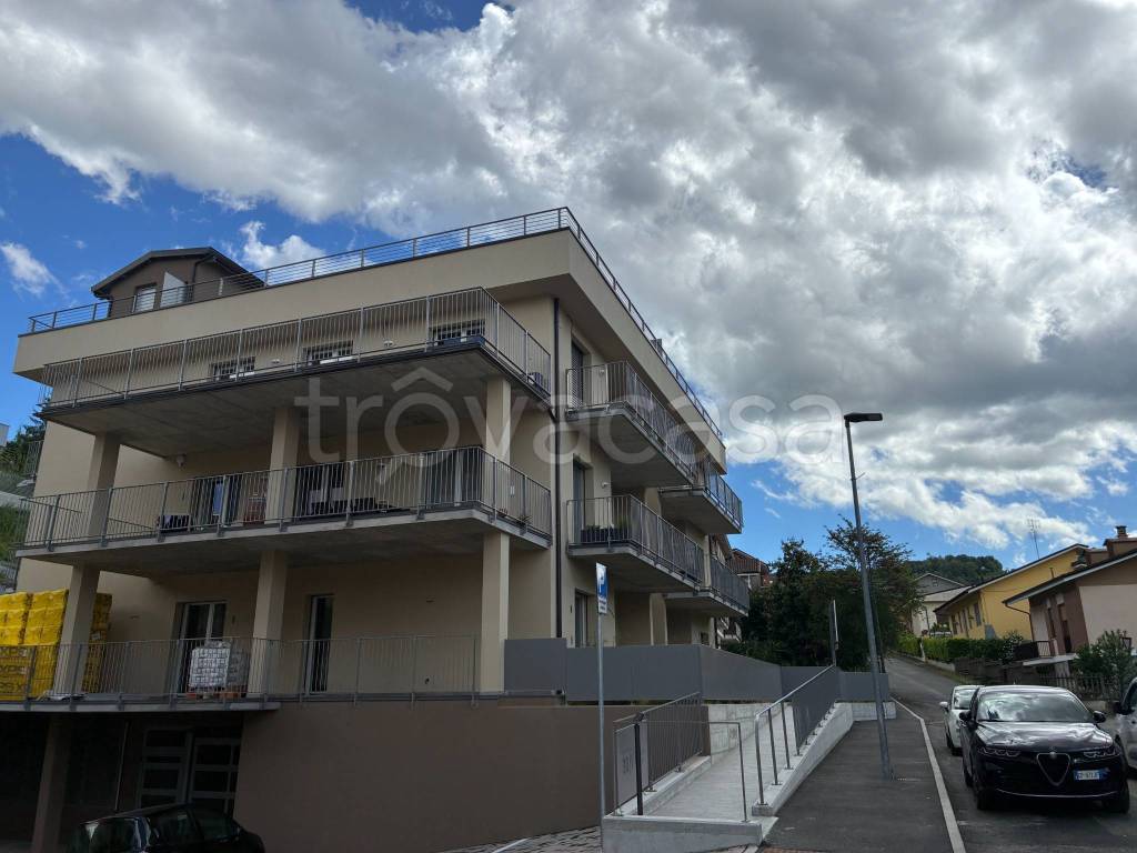 appartamento in vendita ad Alba