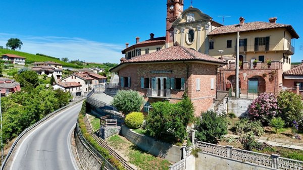 casa indipendente in vendita ad Alba
