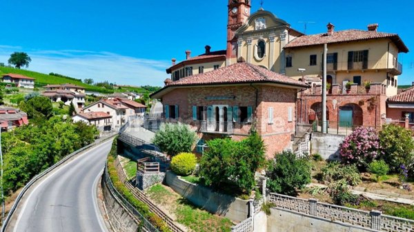 casa indipendente in vendita ad Alba