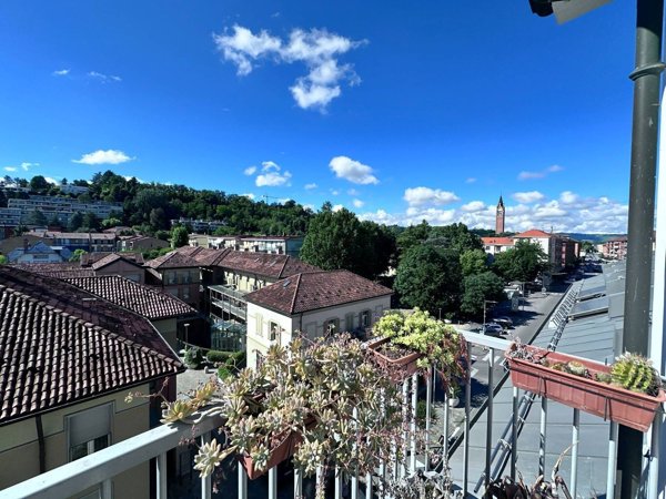 appartamento in vendita ad Alba