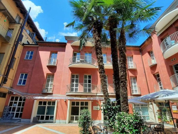 intera palazzina in vendita ad Alba