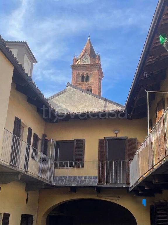 appartamento in vendita ad Alba