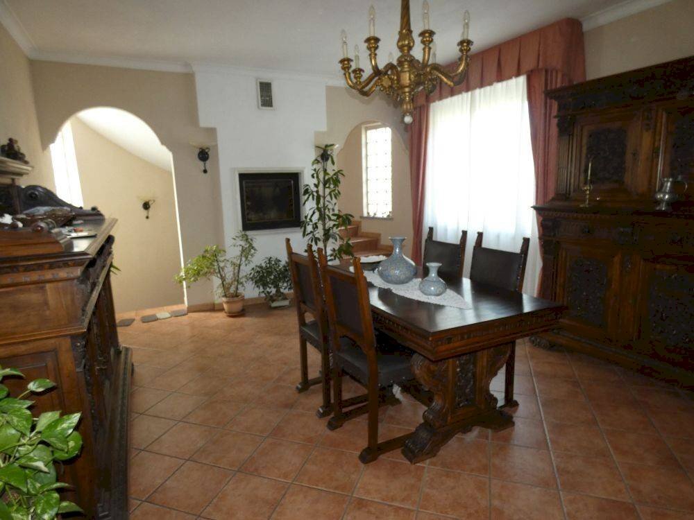 appartamento in vendita ad Alba