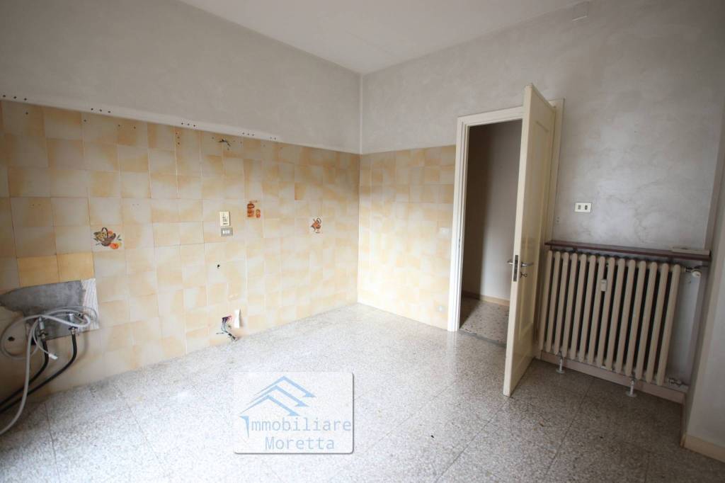 appartamento in vendita ad Alba