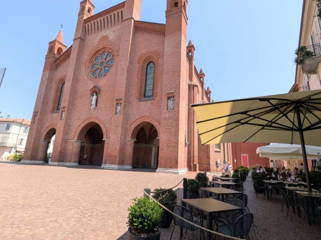 appartamento in vendita ad Alba
