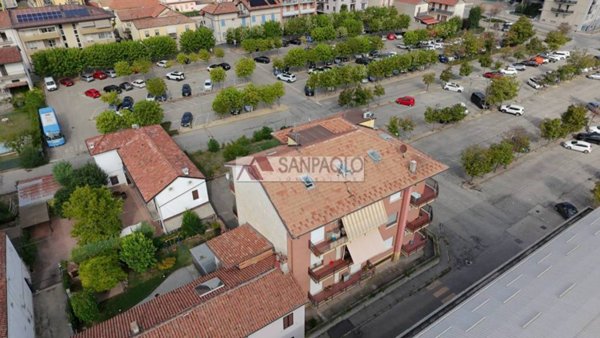 appartamento in vendita ad Alba