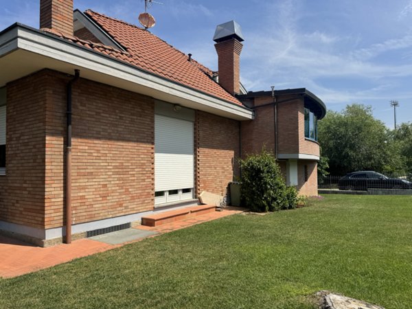 casa indipendente in vendita ad Alba