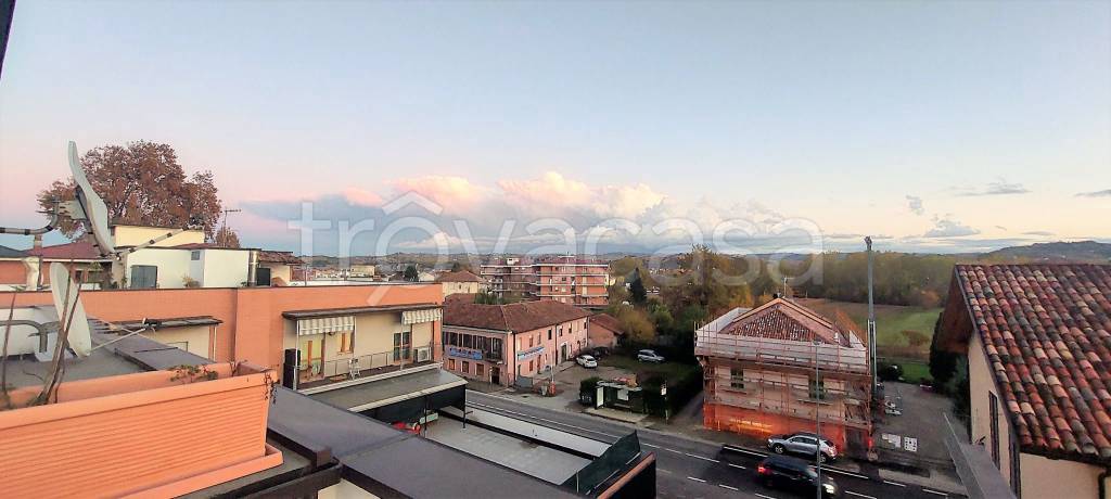 appartamento in vendita ad Alba