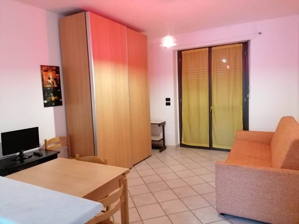 appartamento in vendita ad Alba in zona Mussotto
