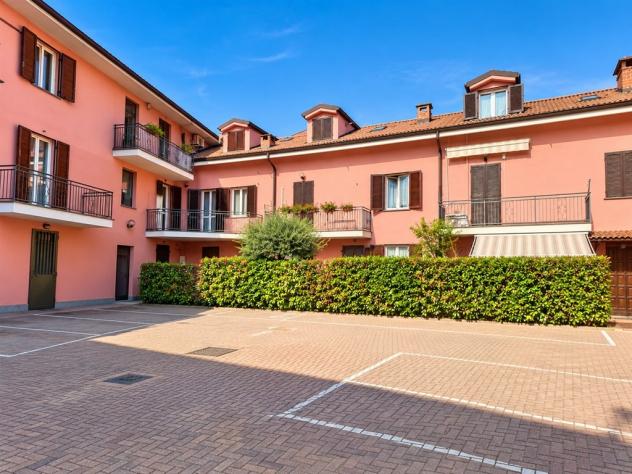 casa indipendente in vendita ad Alba