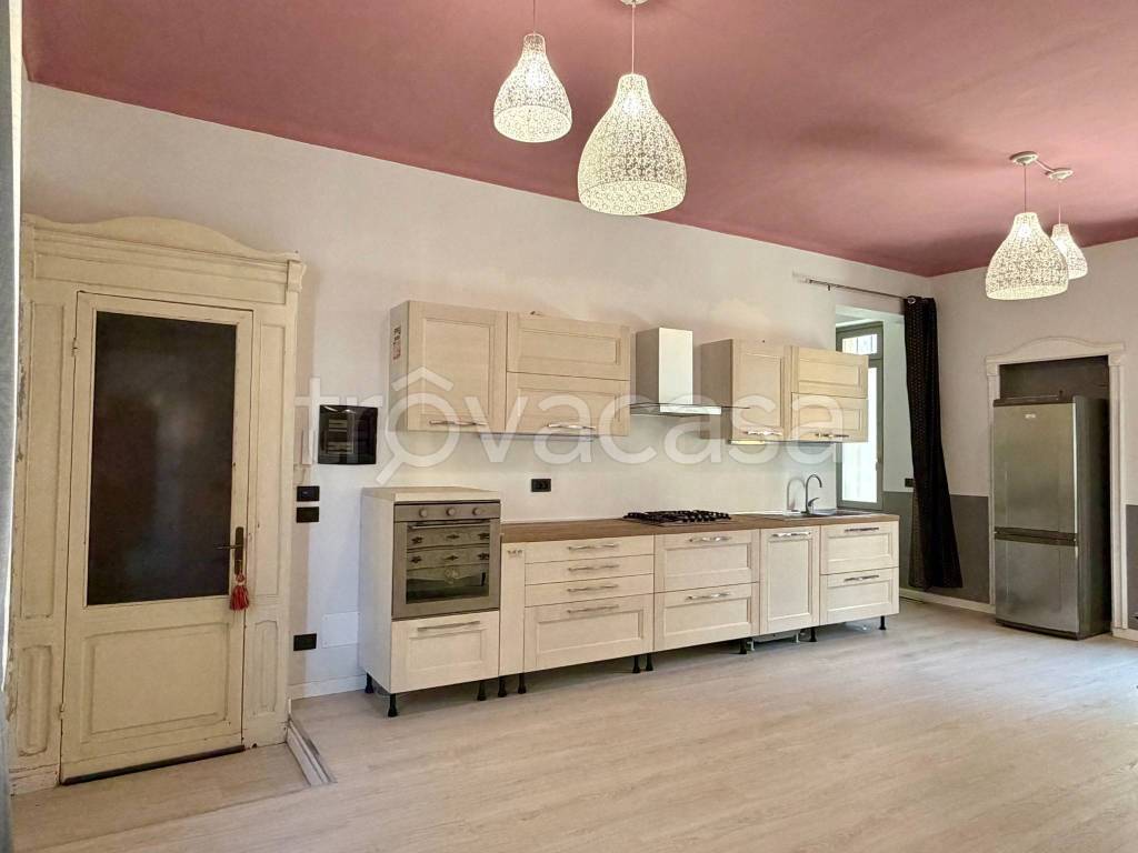 appartamento in vendita ad Alba