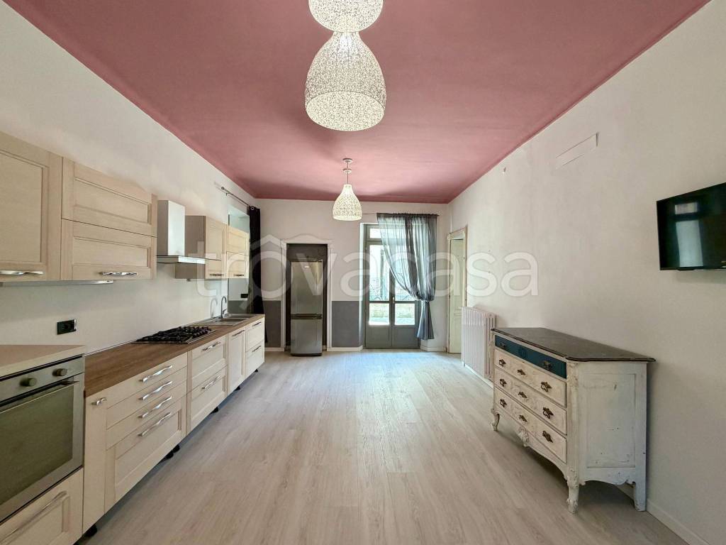 appartamento in vendita ad Alba