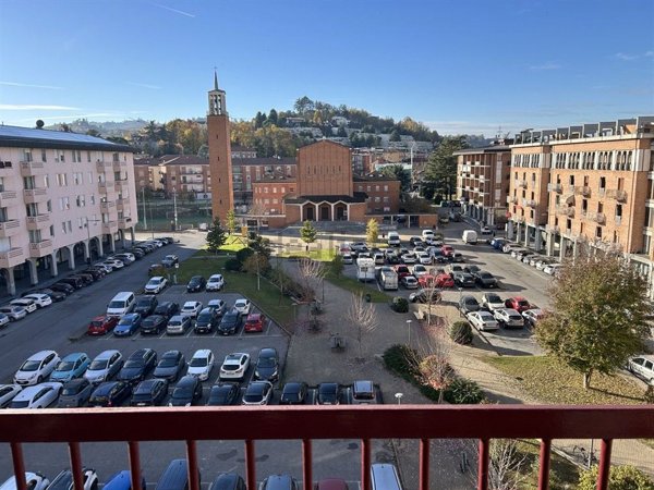 appartamento in vendita ad Alba