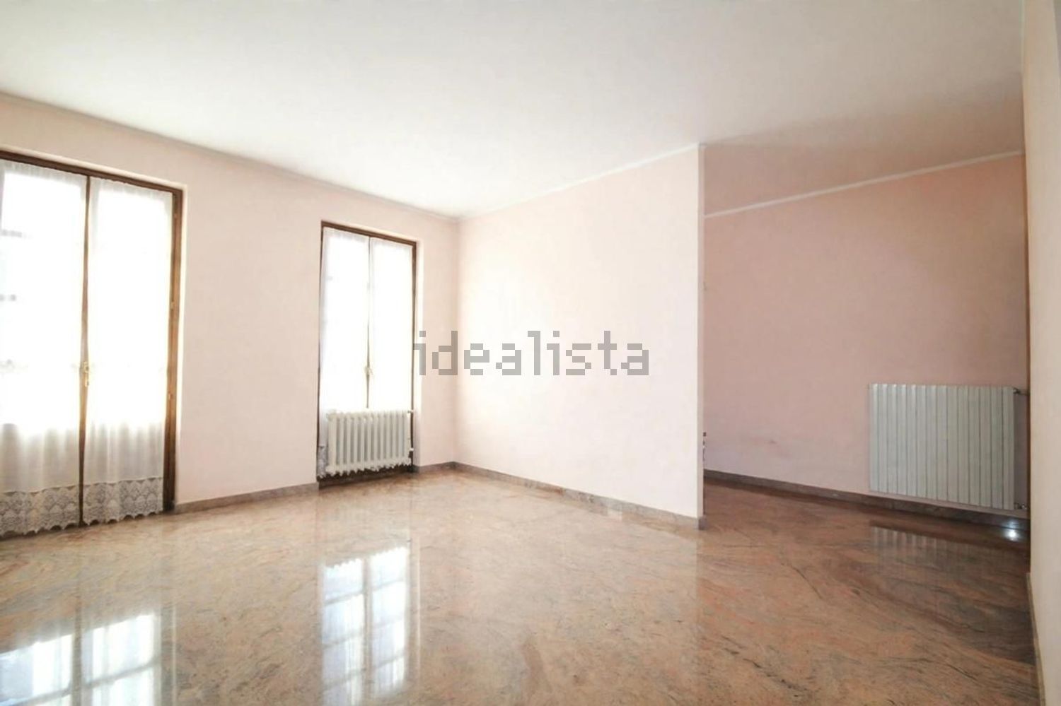 appartamento in vendita ad Alba