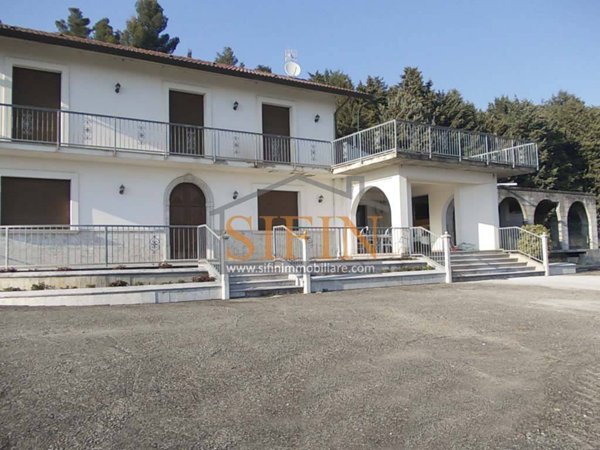 casa indipendente in vendita a Melito Irpino