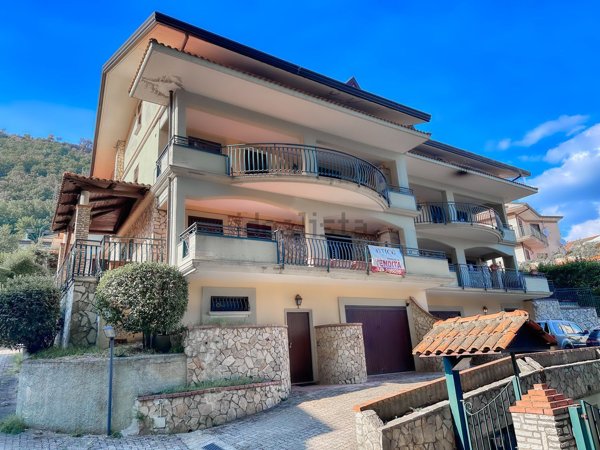 casa indipendente in vendita a Mercogliano