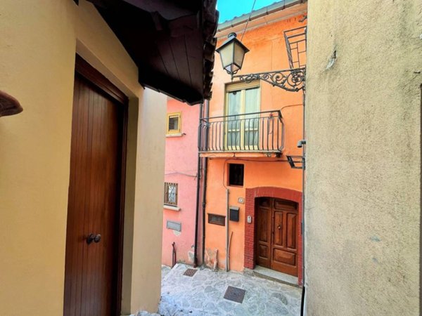 casa indipendente in vendita a Mercogliano