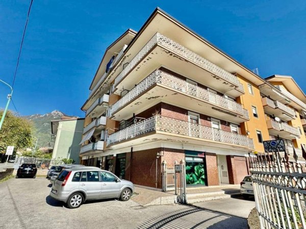 negozio in vendita a Mercogliano