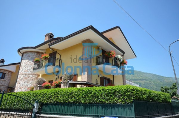 casa indipendente in vendita a Mercogliano