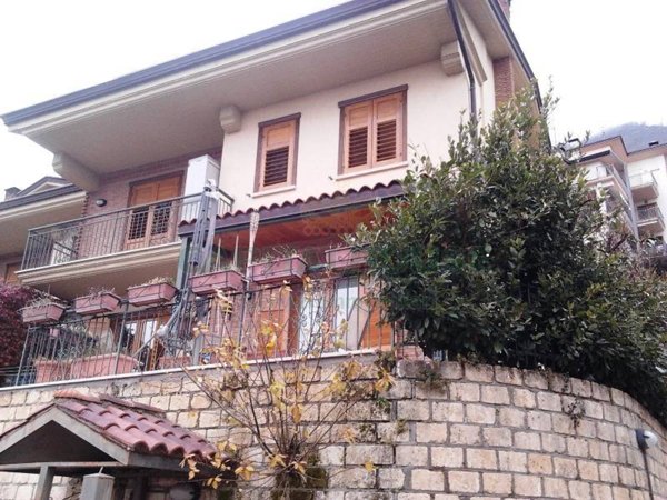 casa indipendente in vendita a Mercogliano