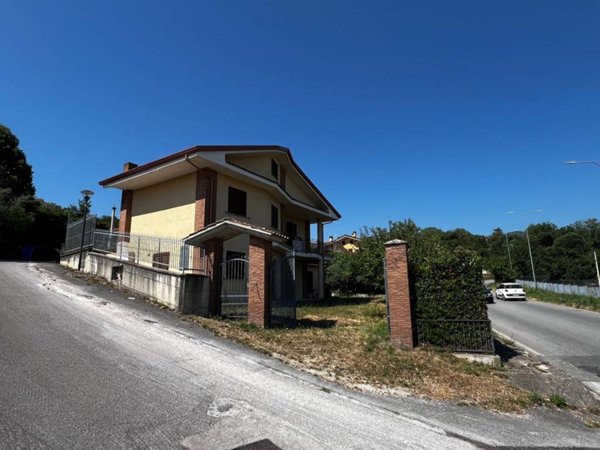 casa indipendente in vendita a Mercogliano