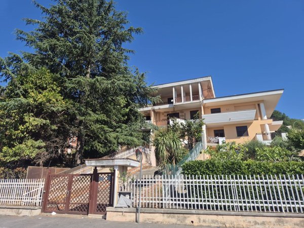 casa indipendente in vendita a Mercogliano