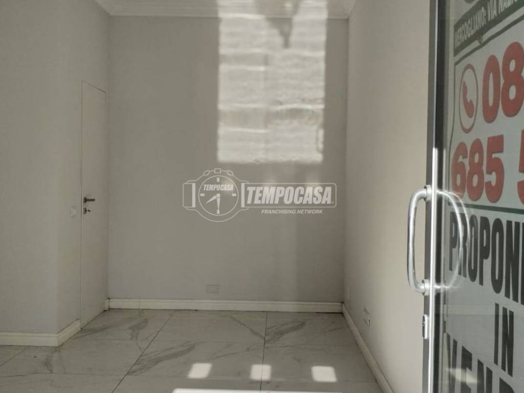 negozio in vendita a Mercogliano