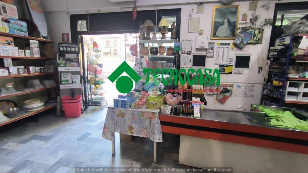 negozio in vendita a Mercogliano