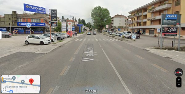 locale commerciale in vendita a Mercogliano