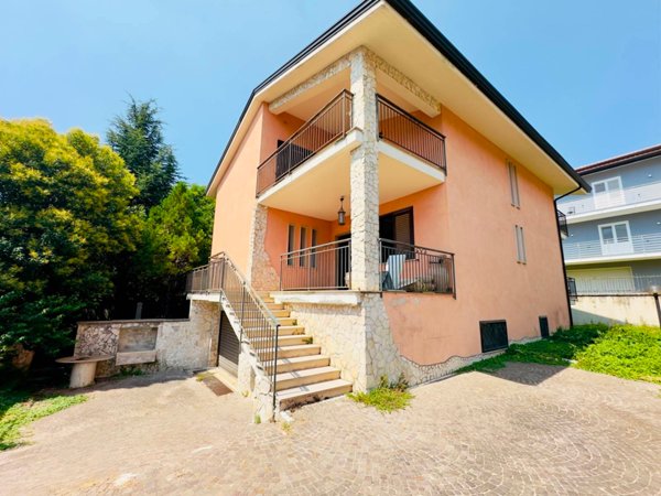 casa indipendente in vendita a Mercogliano in zona Torrette