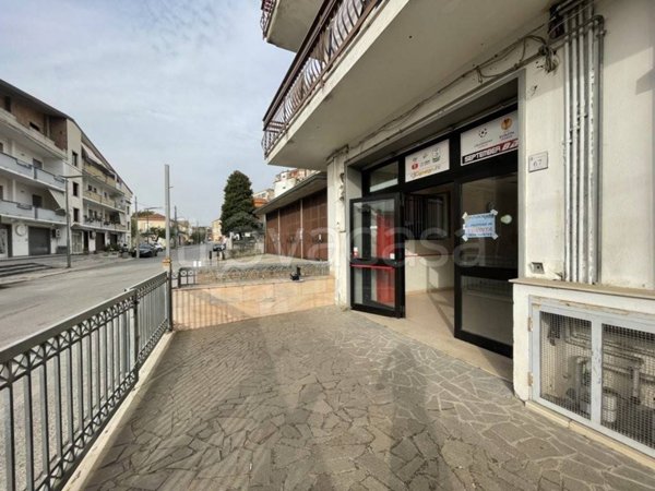 trivano in vendita a Mirabella Eclano