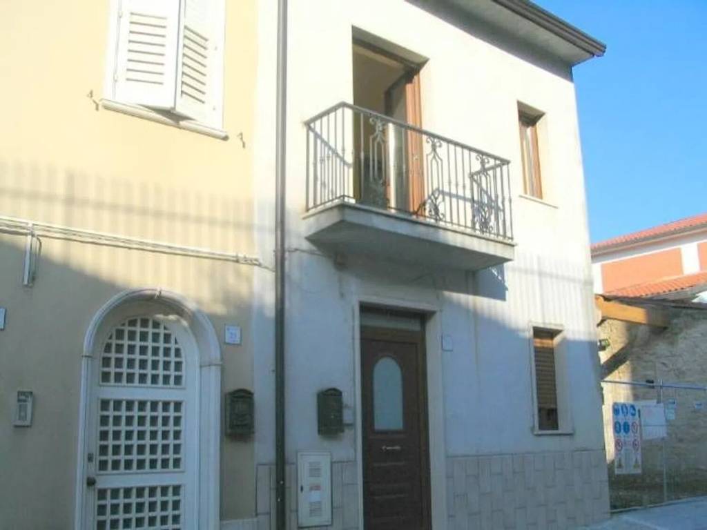casa indipendente in vendita a Mirabella Eclano