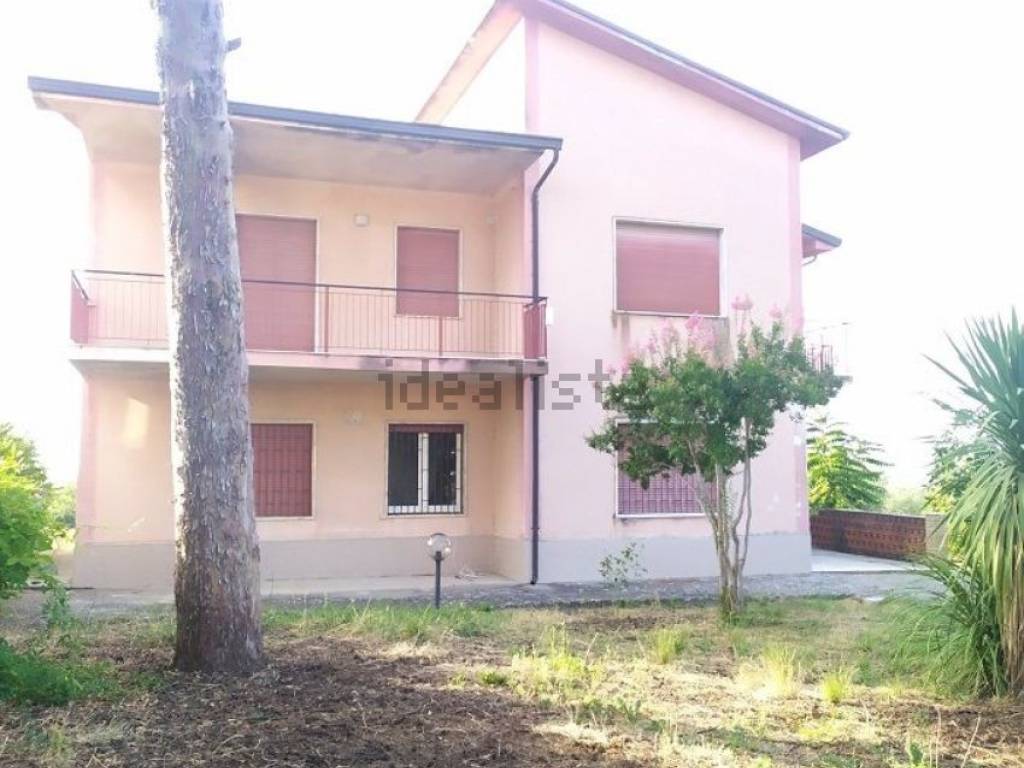 casa indipendente in vendita a Mirabella Eclano