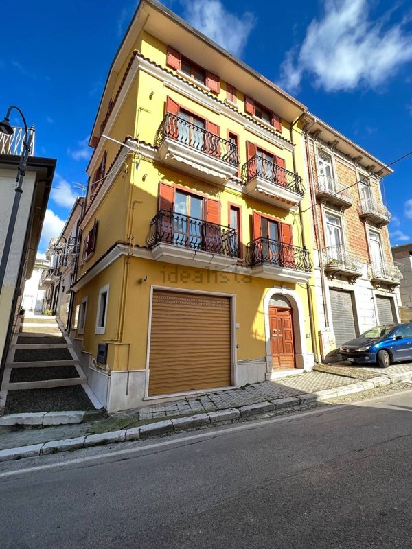 appartamento in vendita a Mirabella Eclano