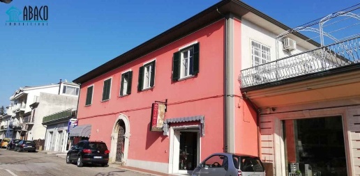 casa indipendente in vendita a Mirabella Eclano