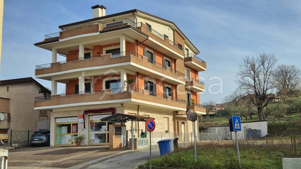 appartamento in vendita a Mirabella Eclano