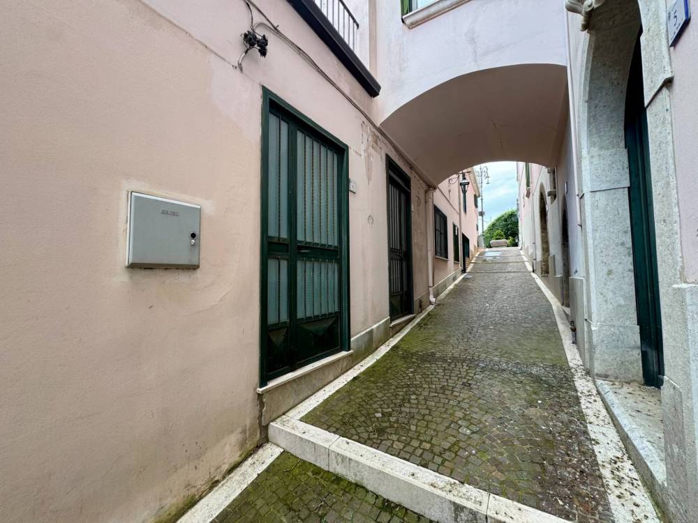 casa indipendente in vendita a Mirabella Eclano